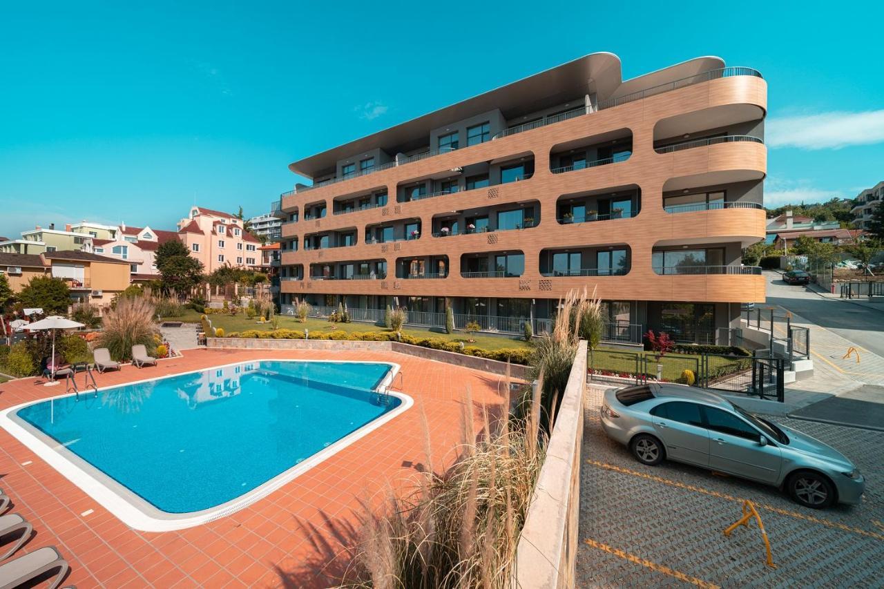 Nobile Apartment - Coral Residence Complex With Parking & Pool Varna Exterior photo